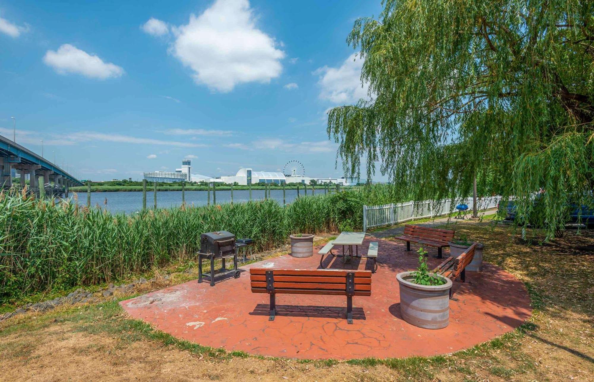 Extended Stay America Suites - Secaucus - Meadowlands Екстериор снимка